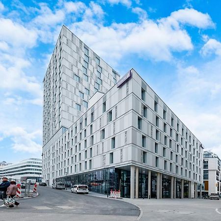 Premier Inn Stuttgart City Europaviertel Exteriör bild