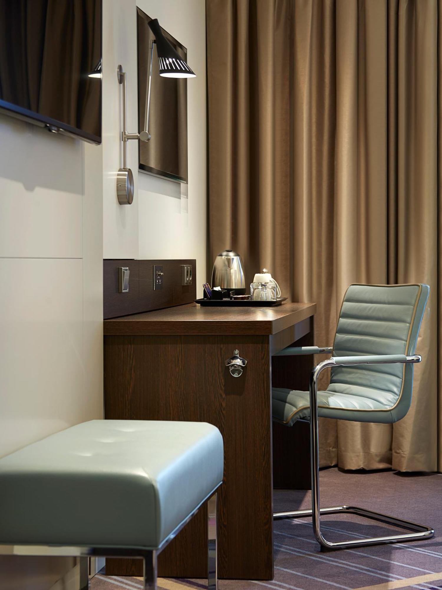 Premier Inn Stuttgart City Europaviertel Exteriör bild